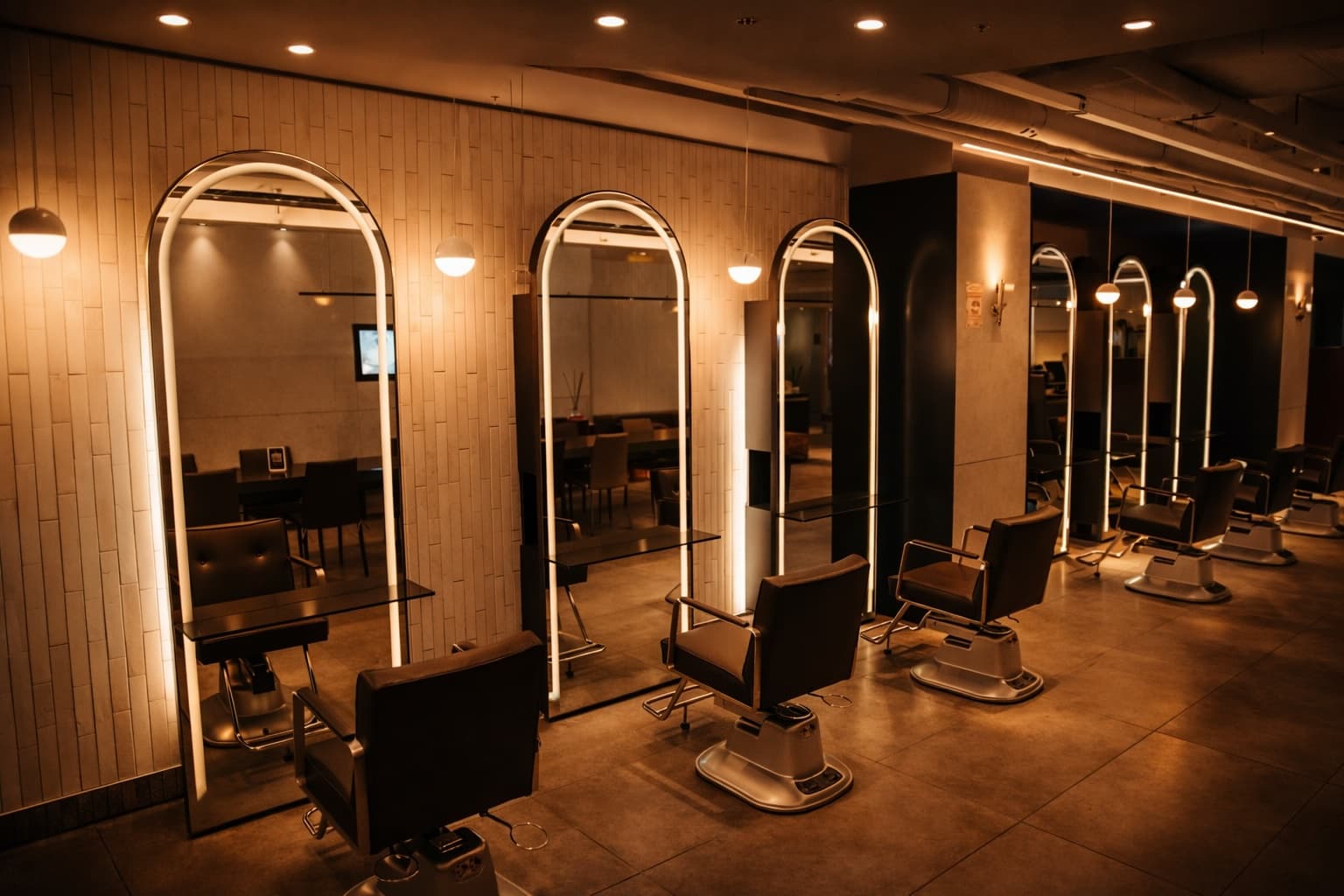 준오헤어 포스코사거리점 스타일링 공간